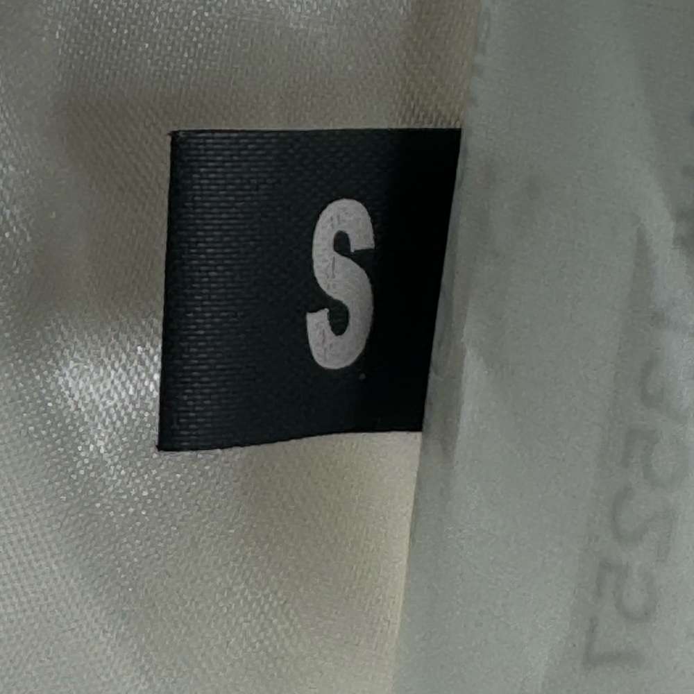 White Select Royal Grade Kalgan Lamb Knitted Vest - Luxurious Warmth and Eleganc - Picture 8 of 8